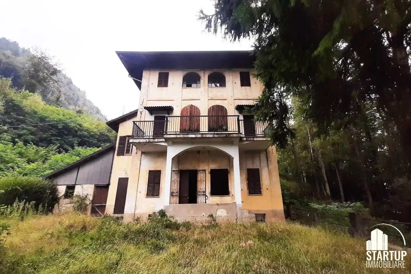 Villa in vendita a Portula