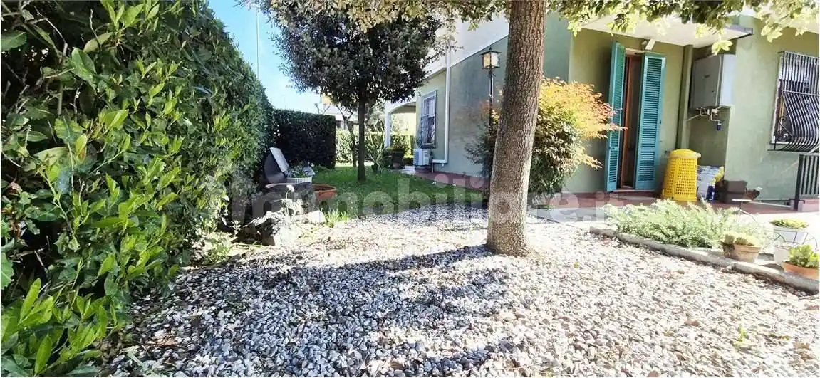 Villetta a schiera in vendita a Prato