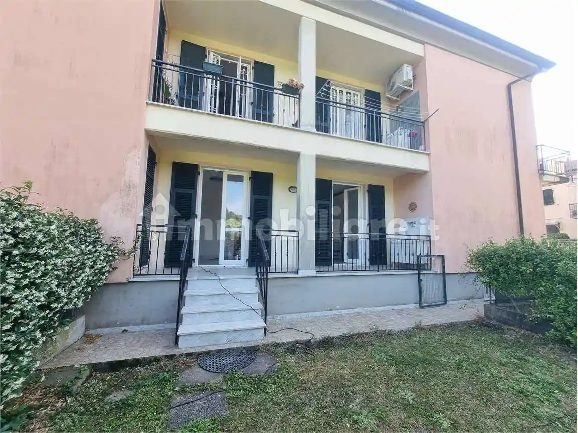 Appartamento in affitto a Sarzana