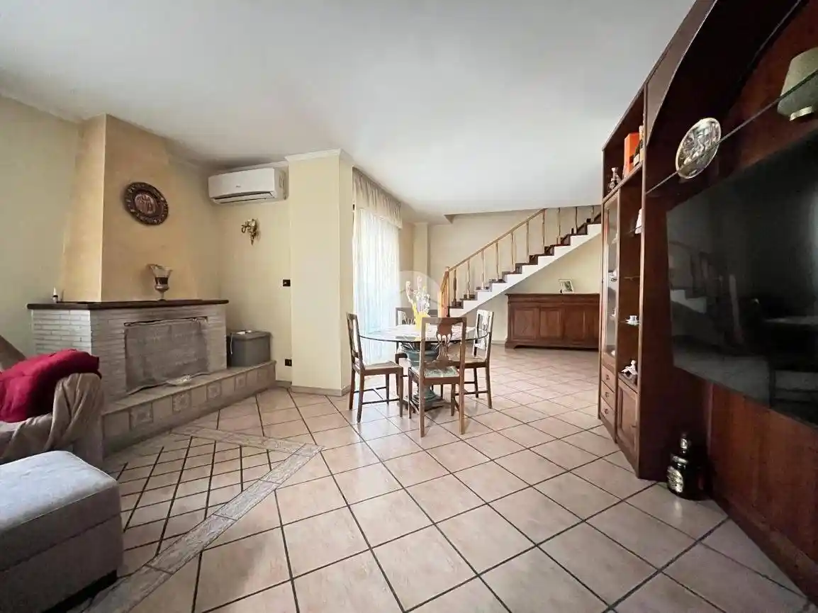 Appartamento in vendita a Giugliano in Campania