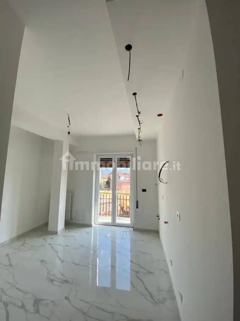 Appartamento in vendita a Guidonia Montecelio