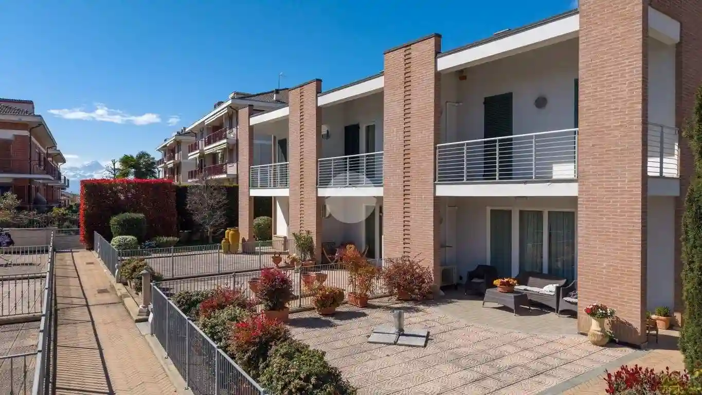 Villetta a schiera - foto 2