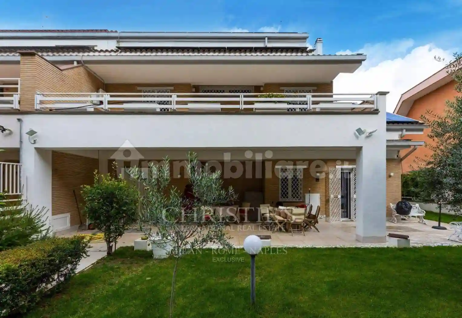 Villa - foto 2