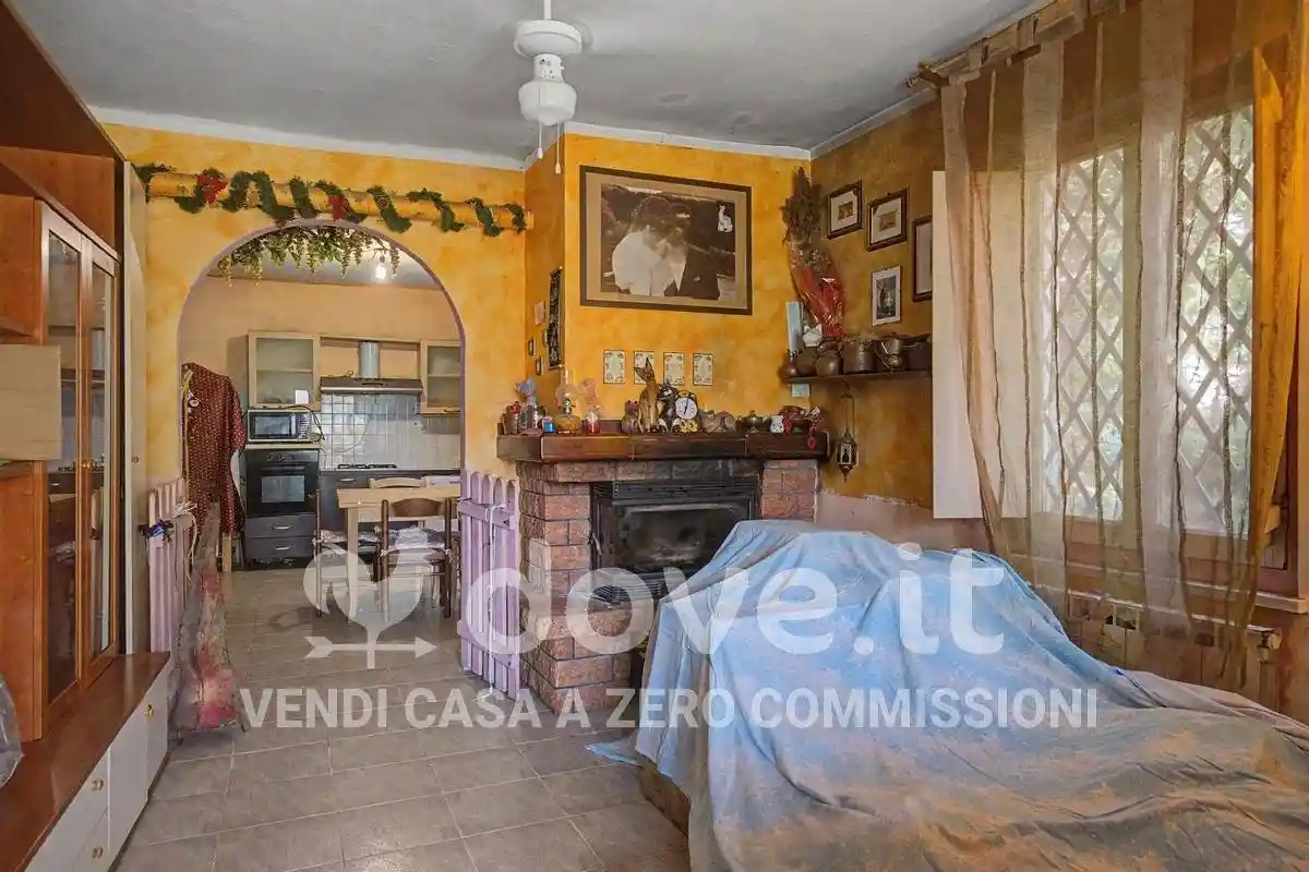 Appartamento in vendita a Follo