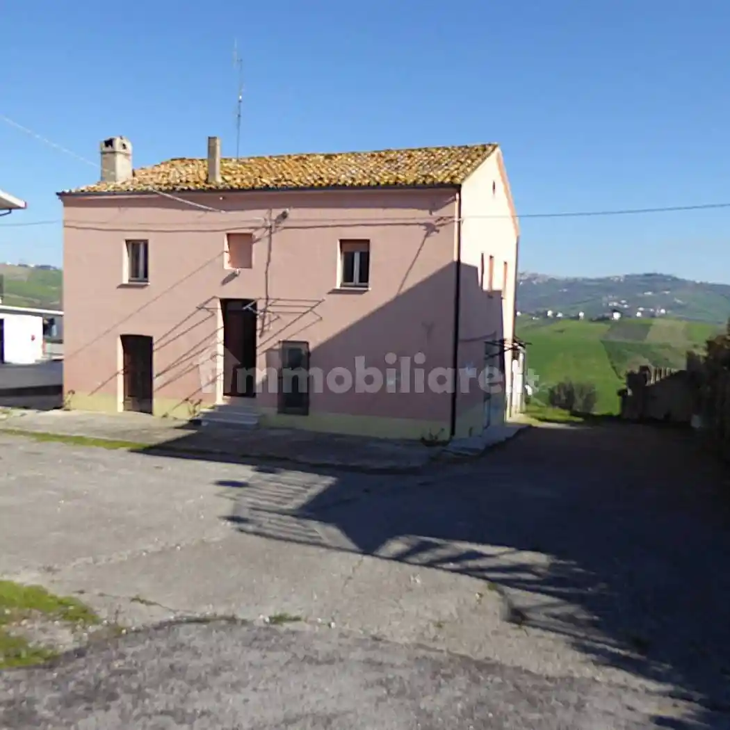 Casa indipendente in vendita a Sant'Eusanio del Sangro