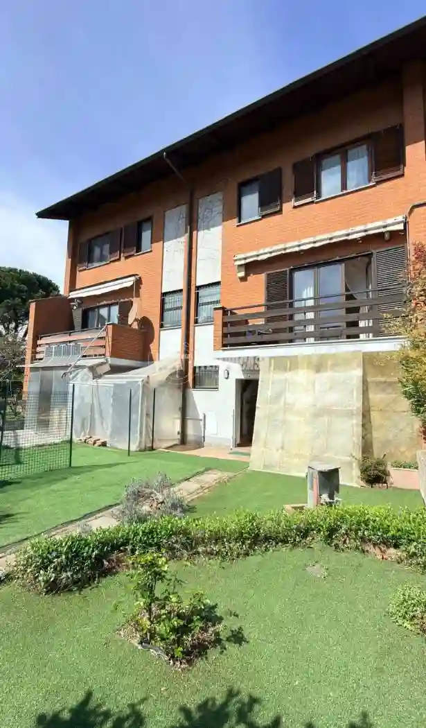 Villetta a schiera - foto 2