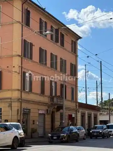 Appartamento in vendita a Bologna
