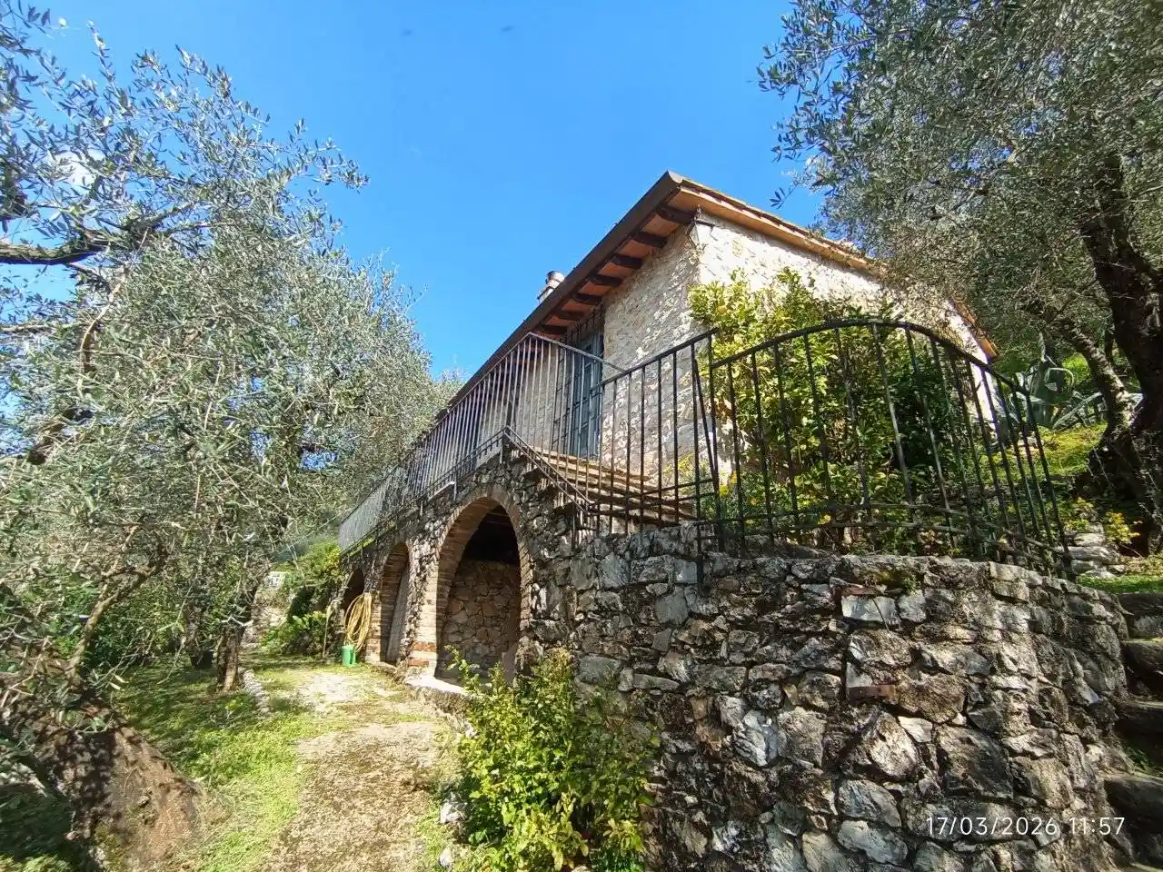 Rustico - Casale in vendita a Camaiore