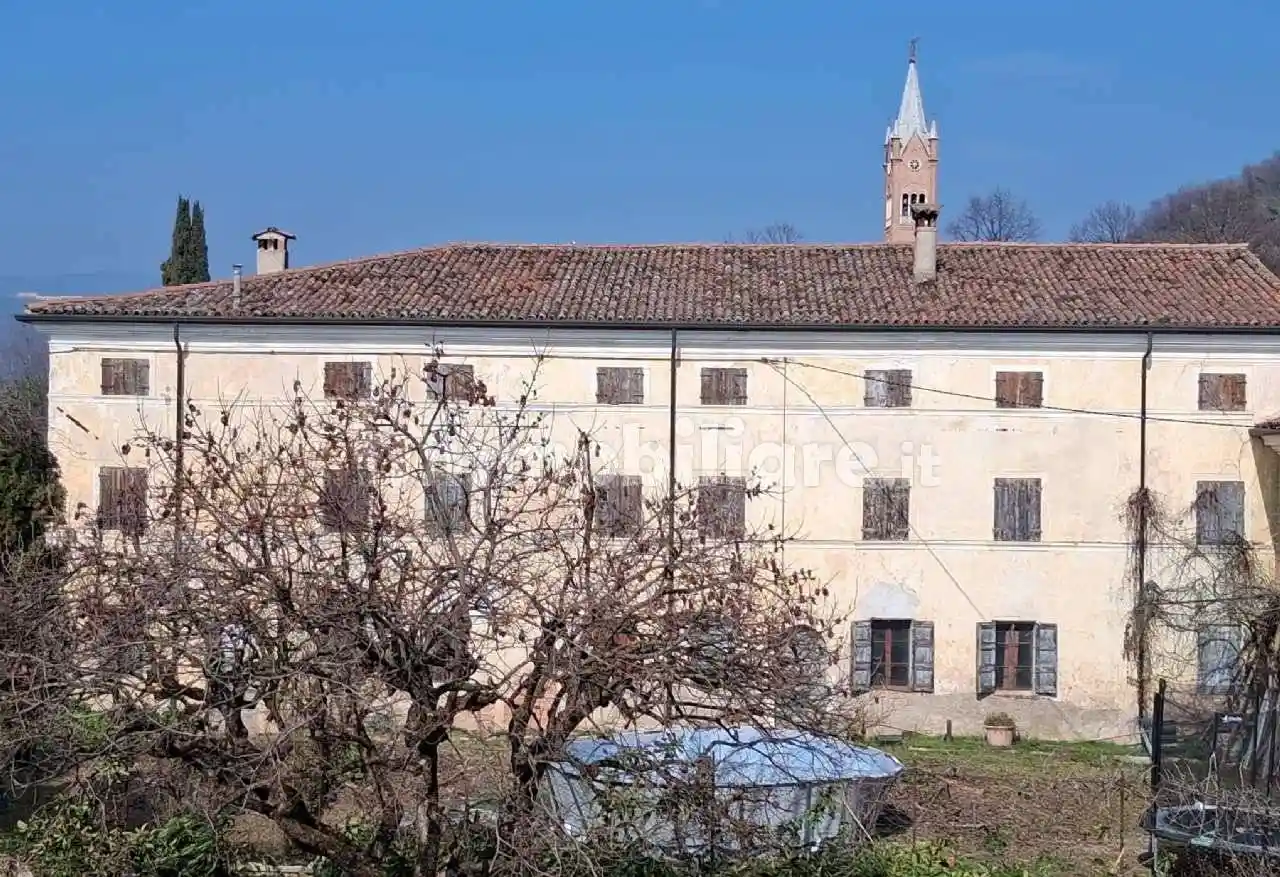 Palazzo - Edificio in vendita a Tregnago