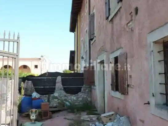 Appartamento in vendita a Nogarole Rocca