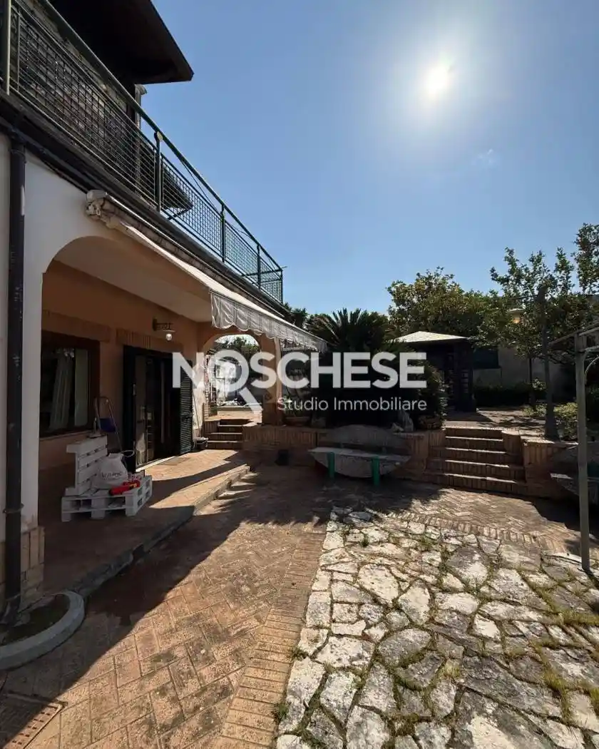 Villa in vendita a Pontecagnano Faiano