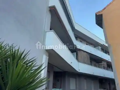 Appartamento in vendita a Caronno Pertusella