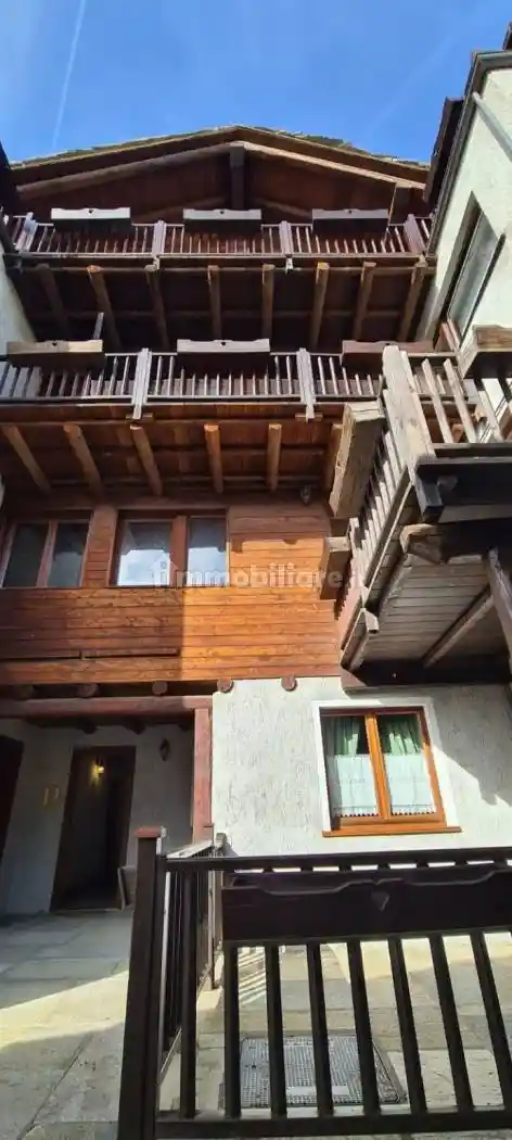 Appartamento in vendita a Pragelato