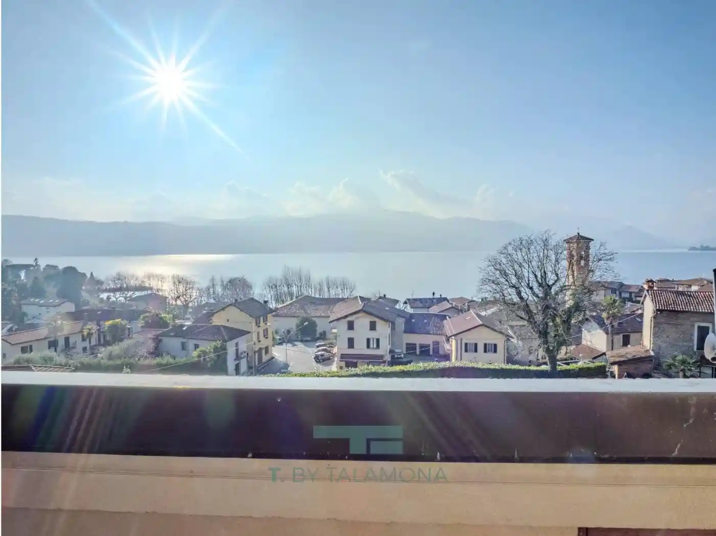 Appartamento in vendita a Laveno-Mombello