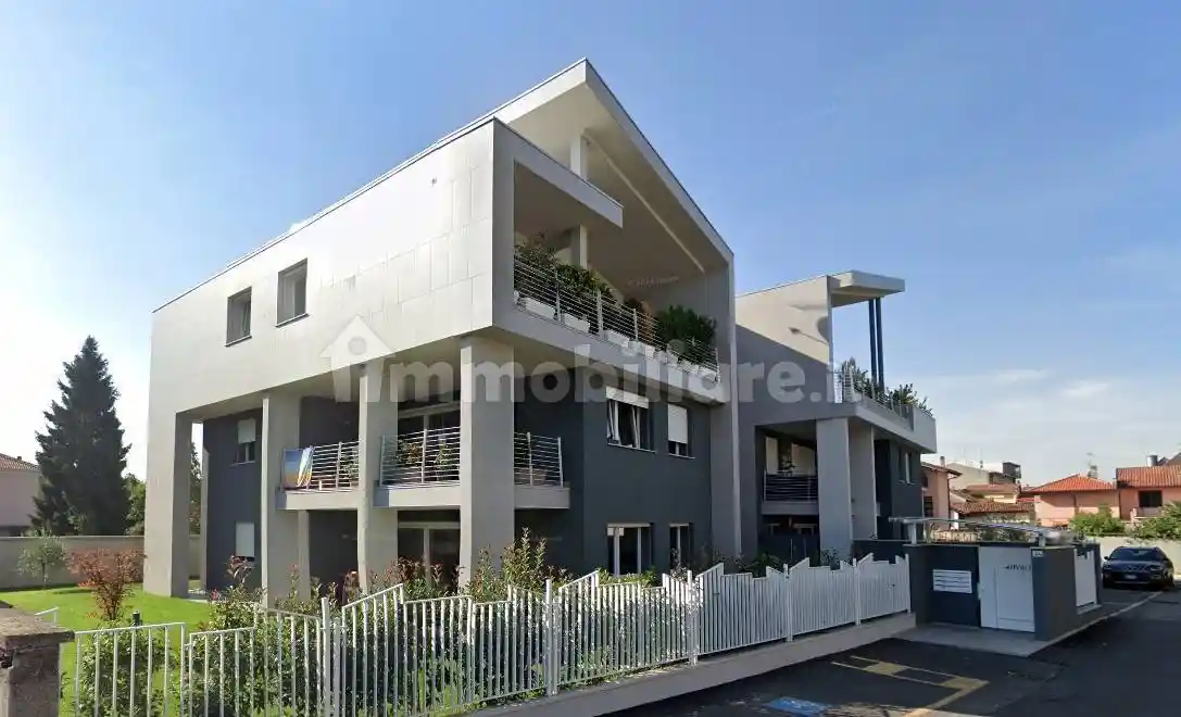 Appartamento in vendita a Rescaldina