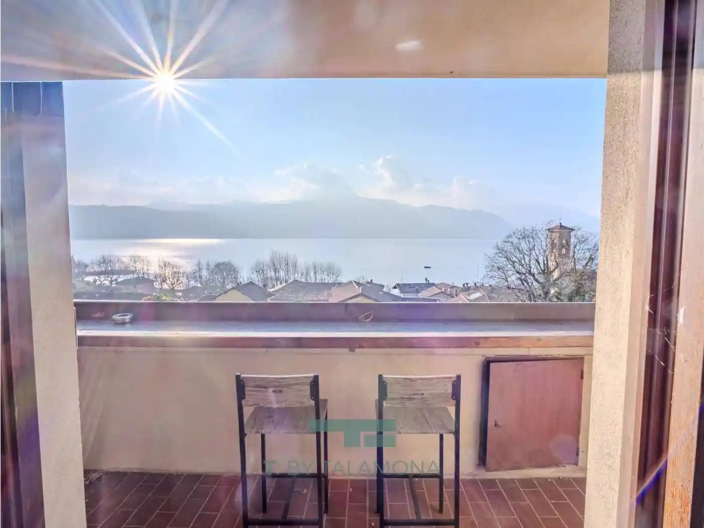 Appartamento in vendita a Laveno-Mombello