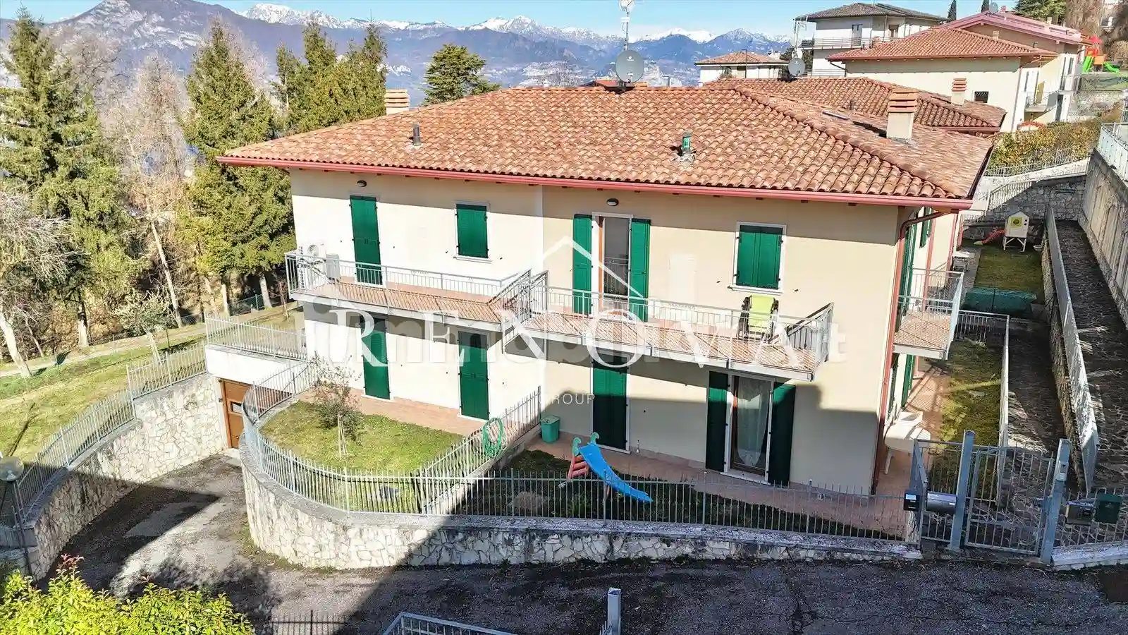 Villa - foto 2