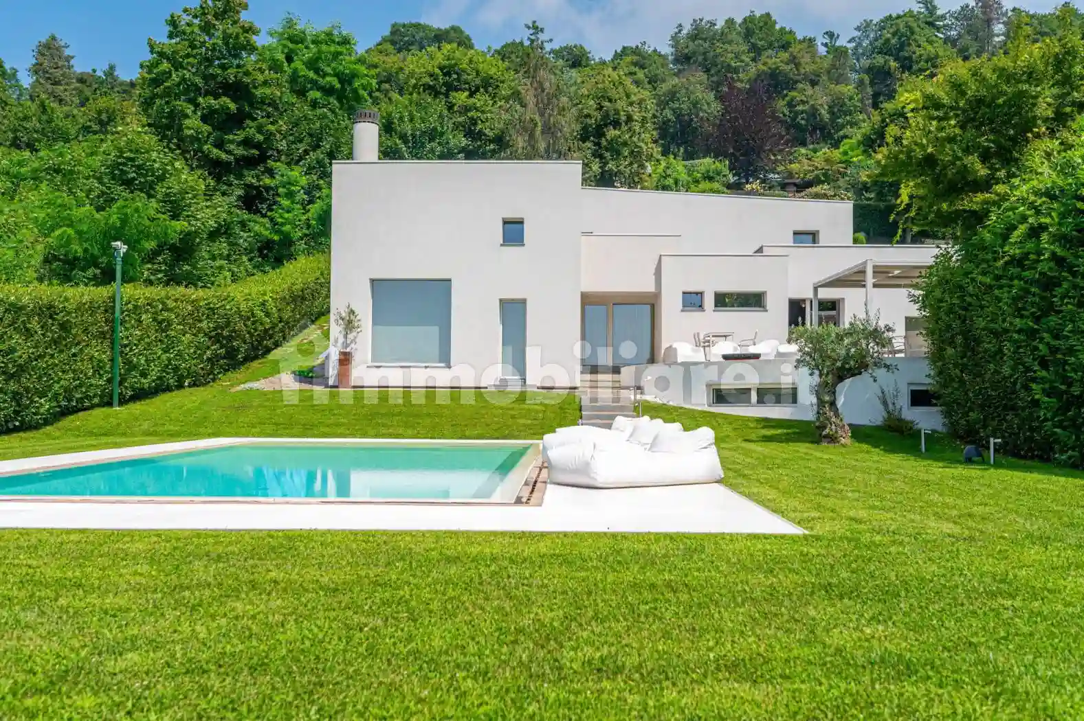 Villa - foto 2