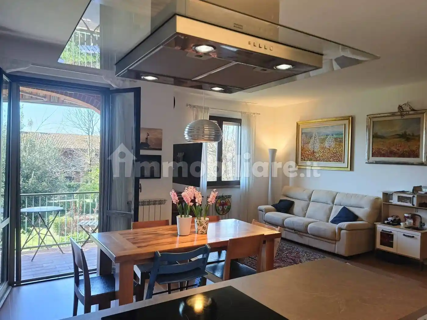 Appartamento in vendita a Cascina