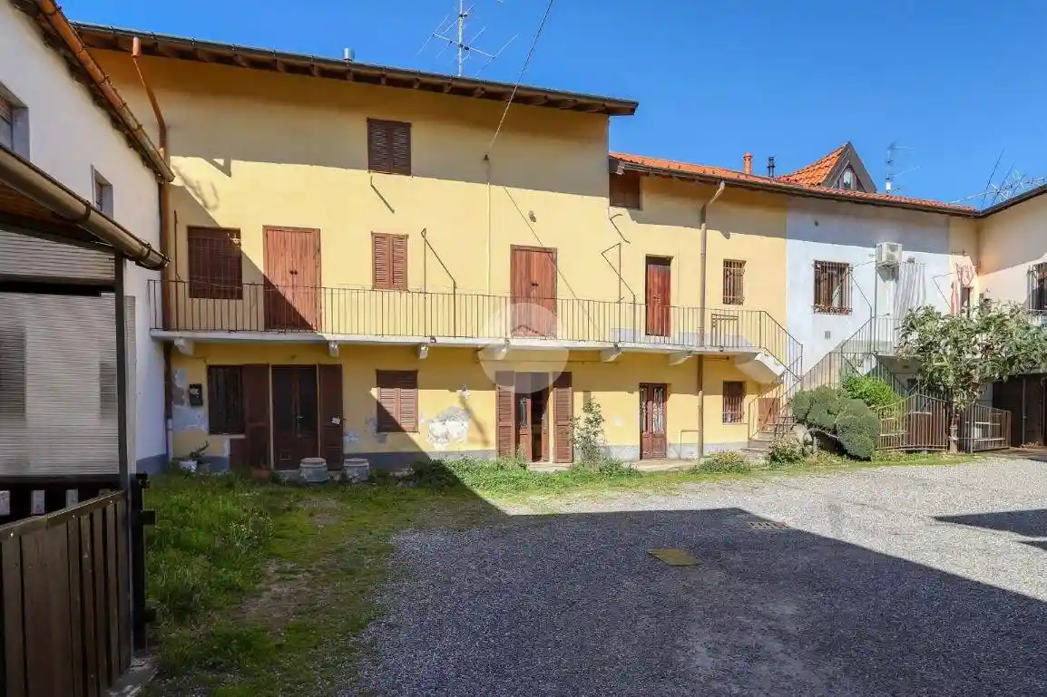Casa indipendente in vendita a Gallarate
