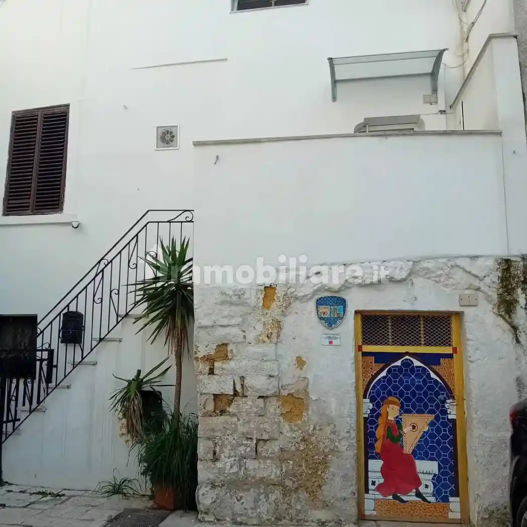 Casa indipendente in vendita a Gioia del Colle