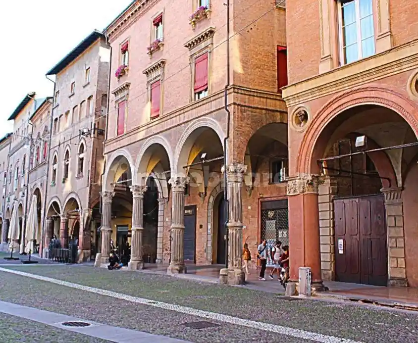 Appartamento in affitto a Bologna