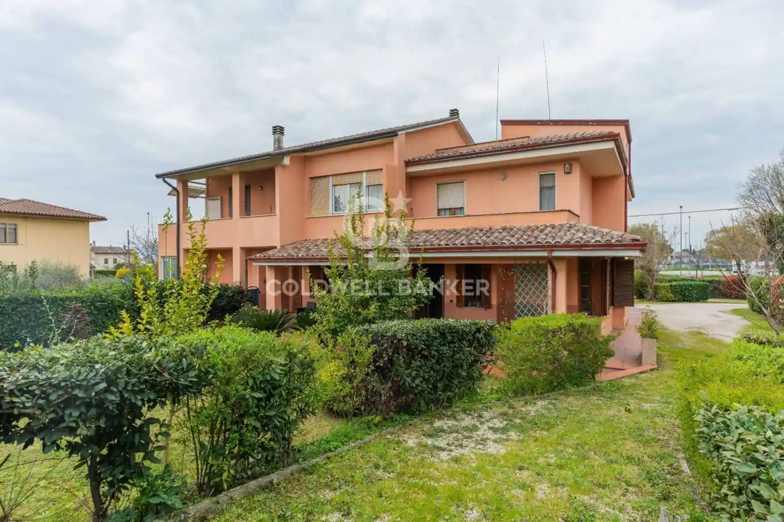 Villa in vendita a Foligno