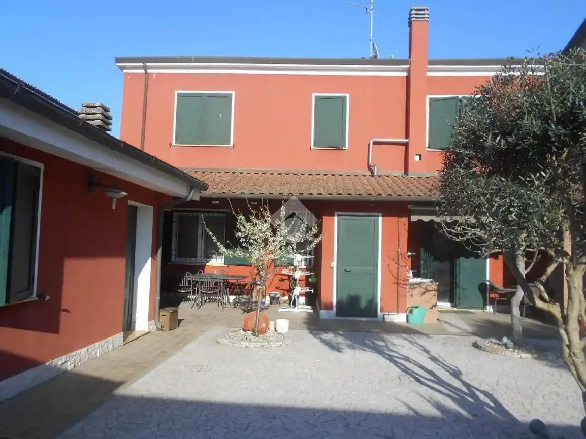 Villa in vendita a Comacchio