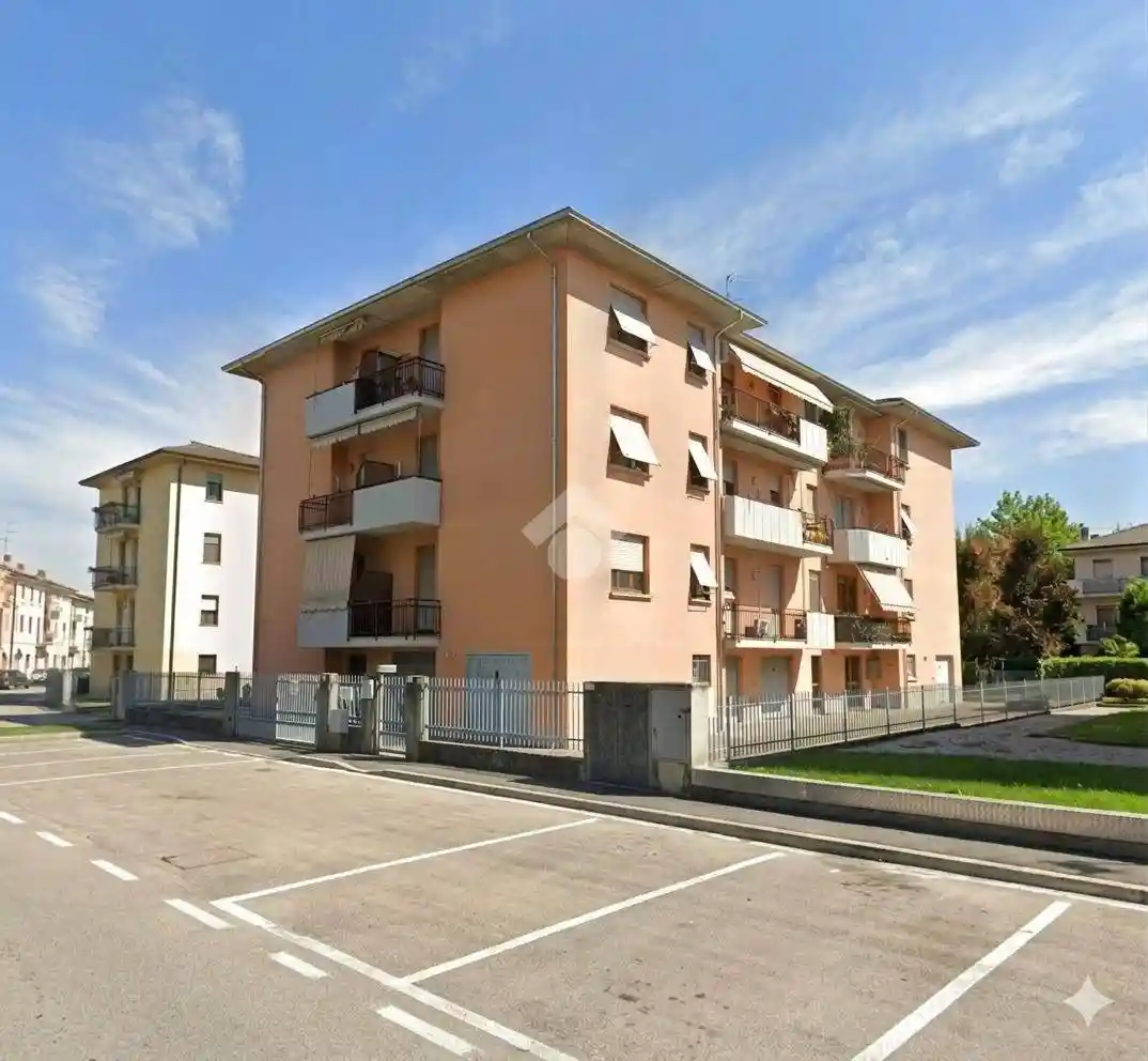 Appartamento in vendita a Colorno