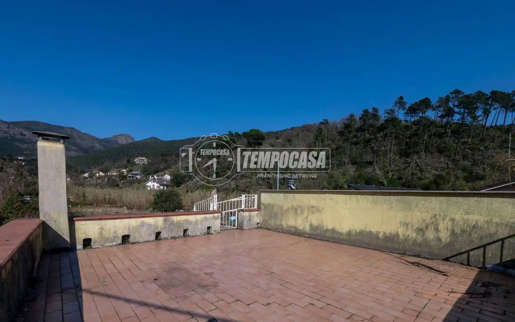 Appartamento in vendita a Casarza Ligure