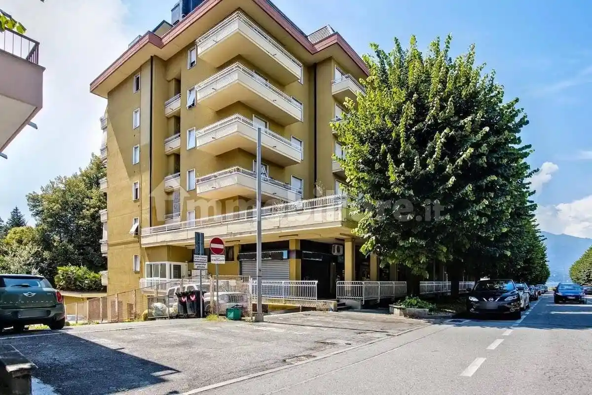 Appartamento in vendita a Luino