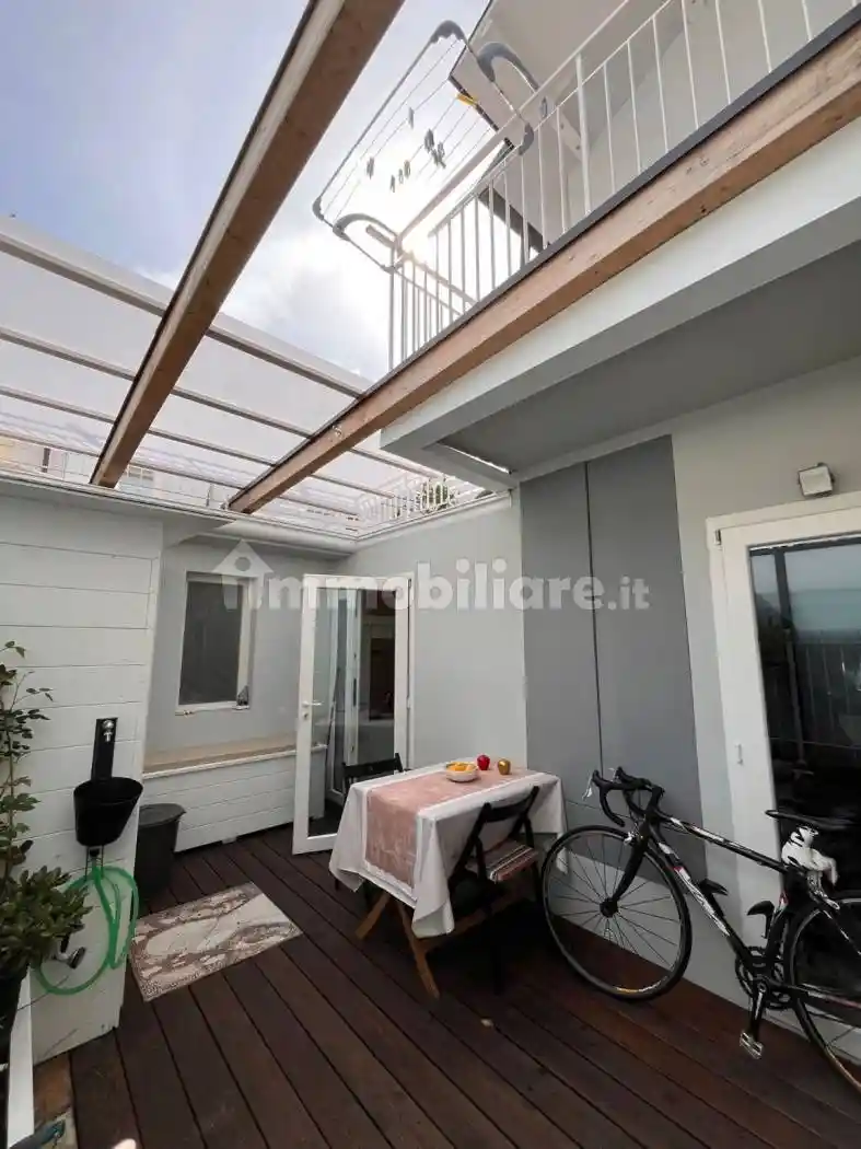 Casa indipendente in vendita a Pesaro