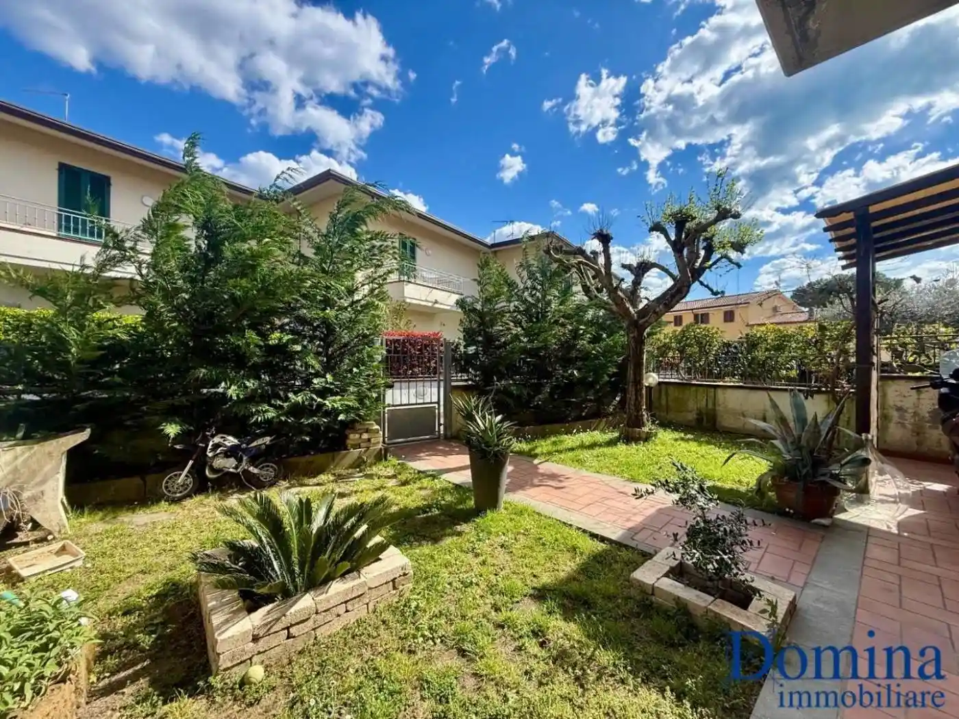 Villetta a schiera in vendita a Massa