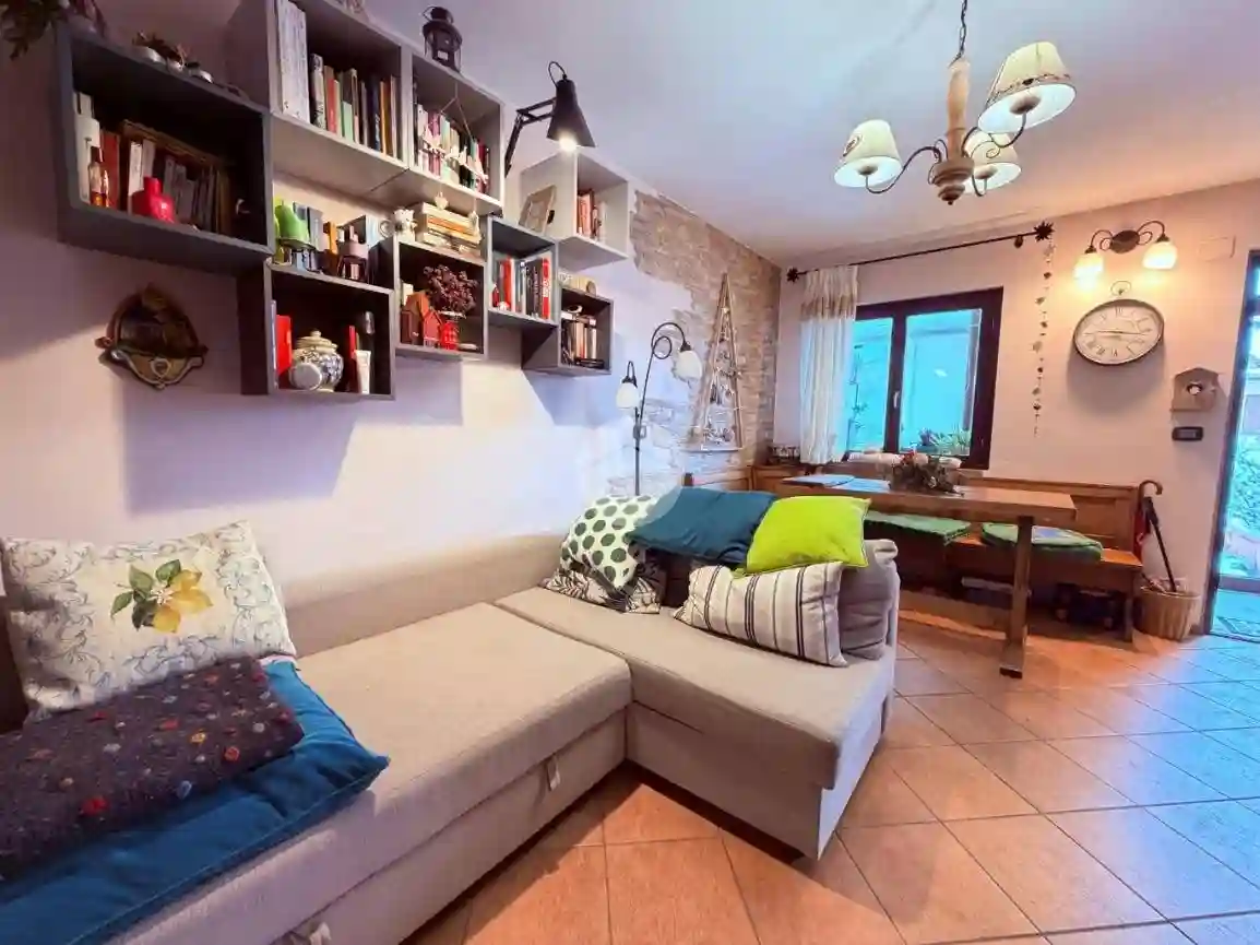 Villetta a schiera - foto 2