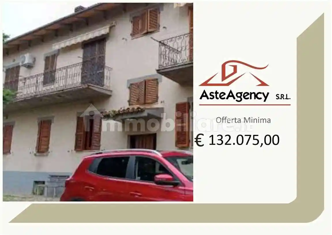 Casa indipendente in vendita a Tolentino