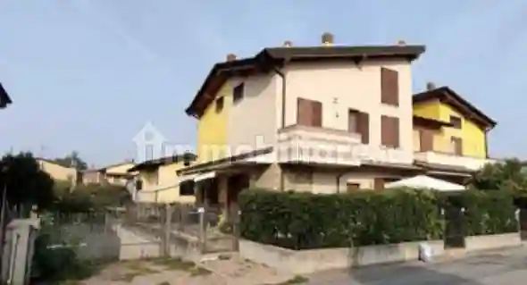 Villetta a schiera - foto 2