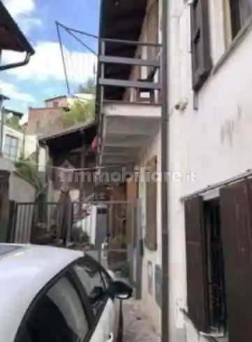 Casa indipendente in vendita a Montù Beccaria