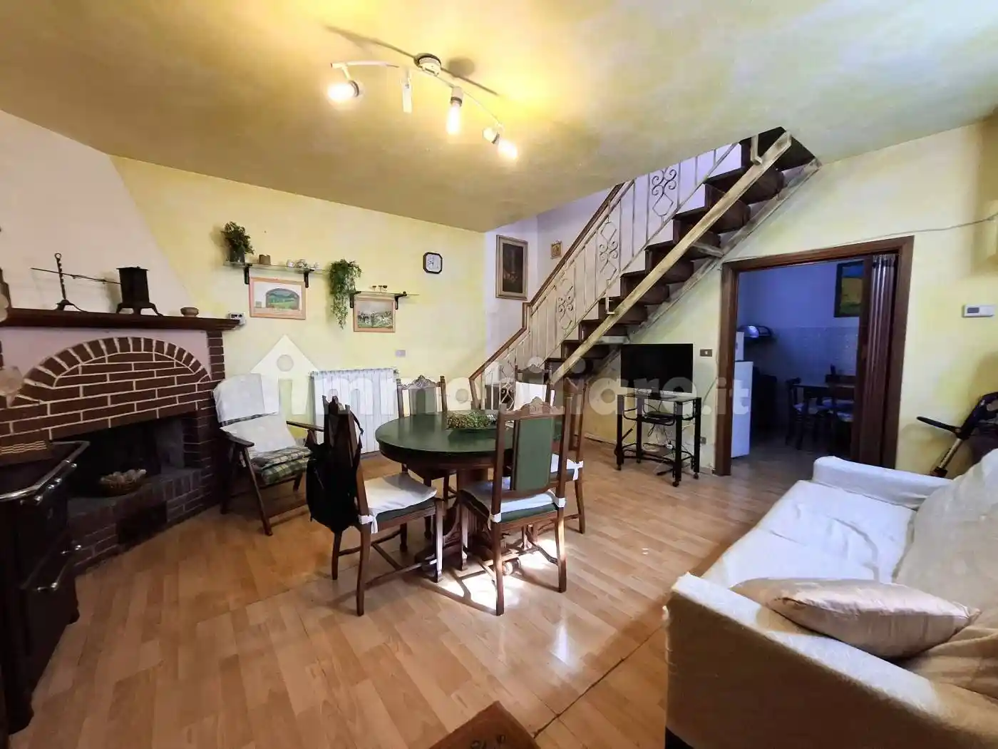 Casa indipendente in vendita a Vernio