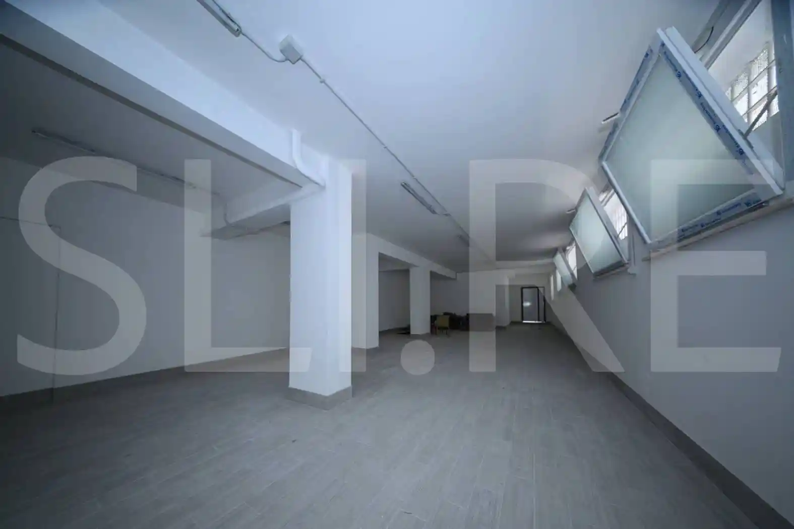 Palazzo - Edificio in vendita a Roma