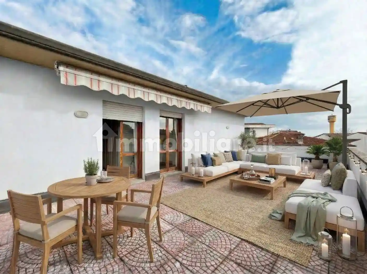 Appartamento in vendita a Lucca