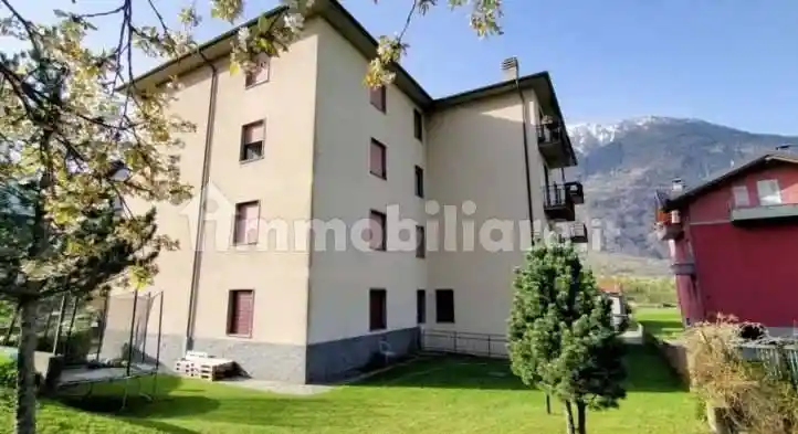 Appartamento in vendita a Berbenno di Valtellina