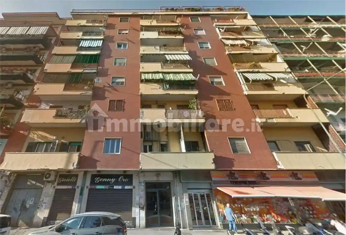 Appartamento in vendita a Napoli