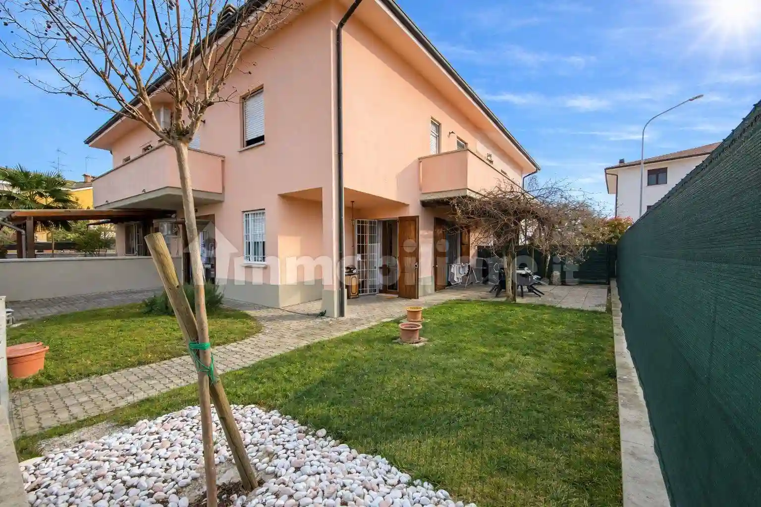 Villa - foto 2