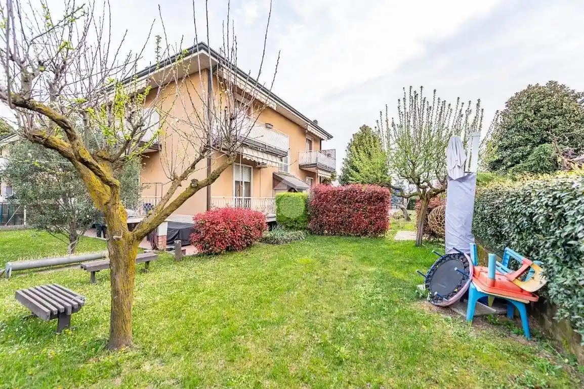 Appartamento in vendita a Lainate