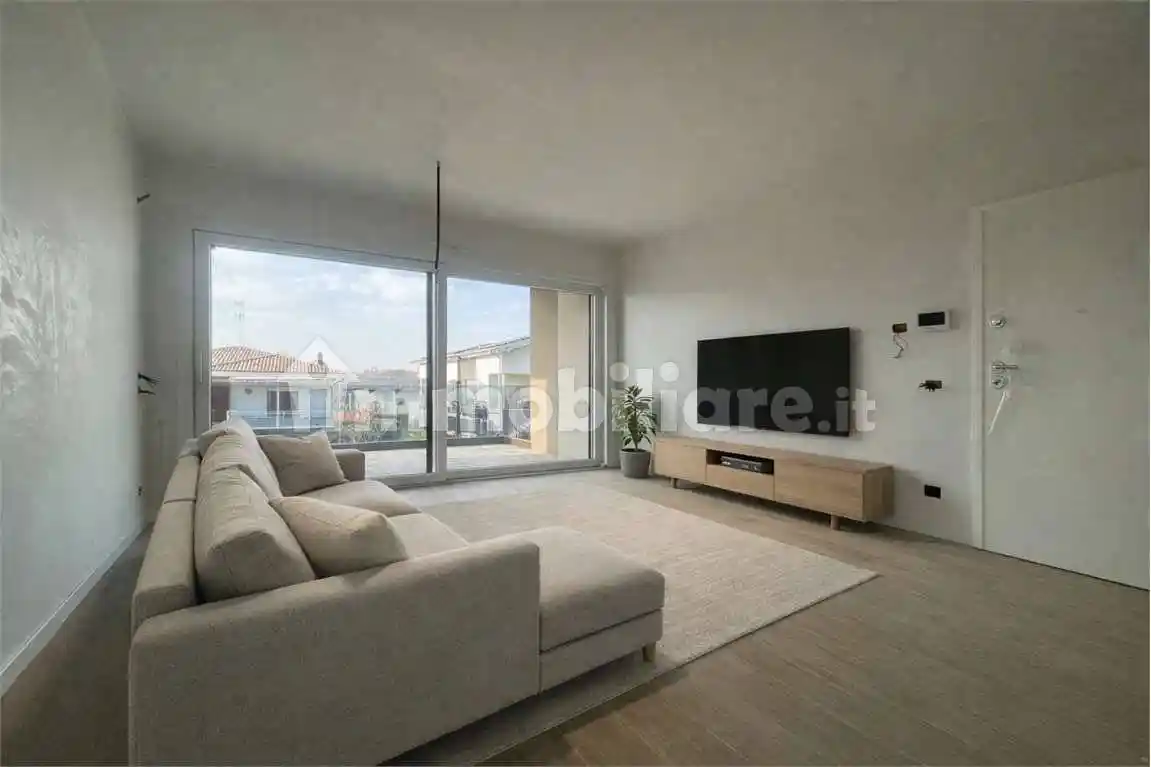 Appartamento in vendita a Villa Guardia