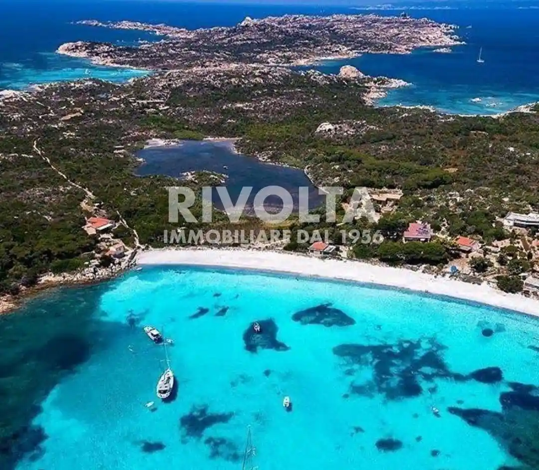 Villa in vendita a La Maddalena