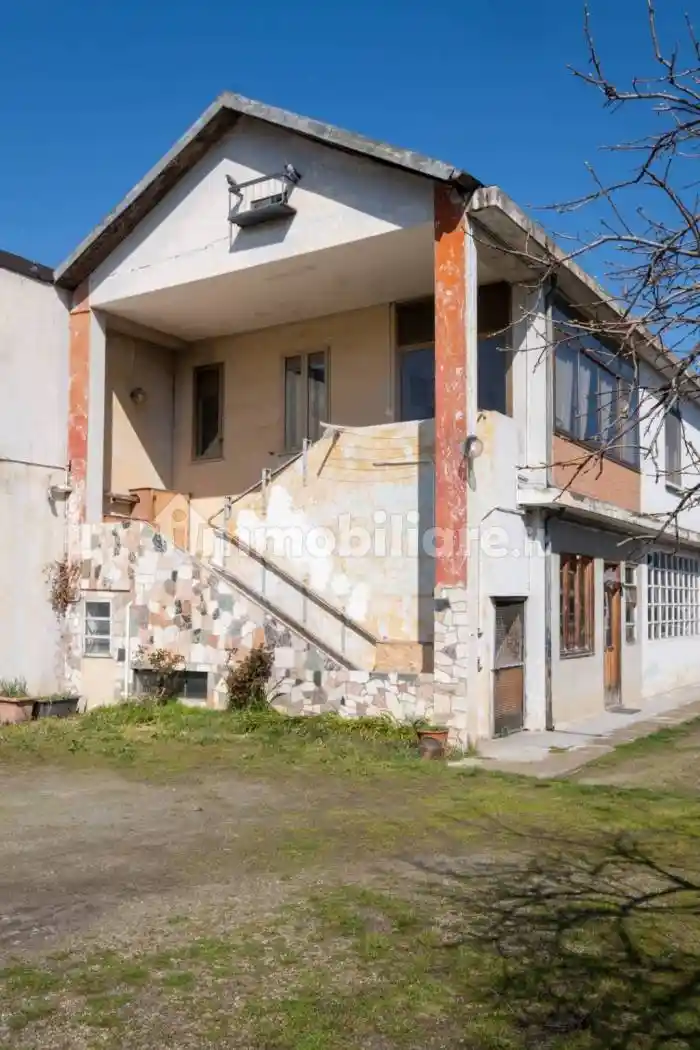 Casa indipendente in vendita a Rivoli