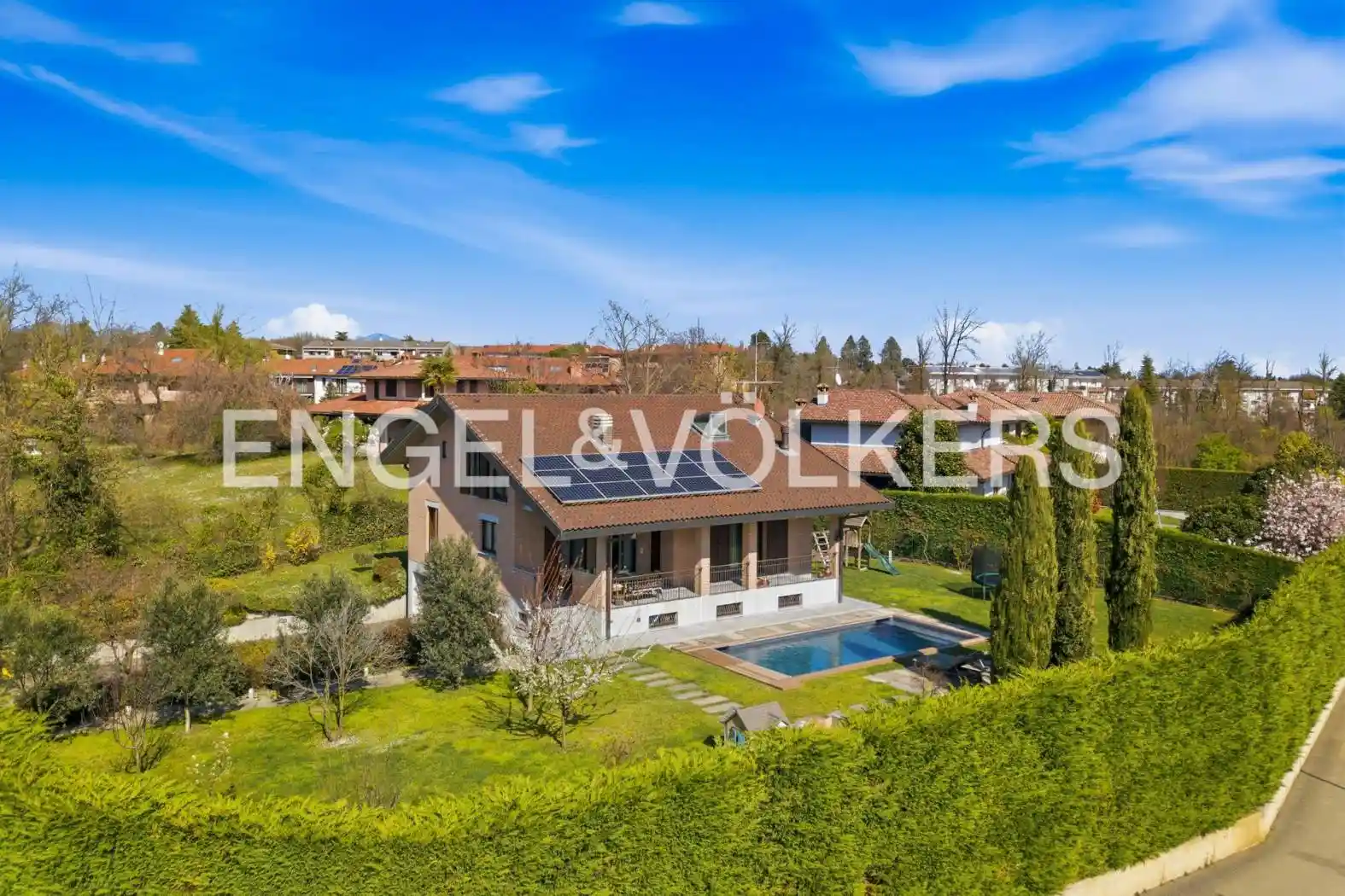 Villa in vendita a Tradate