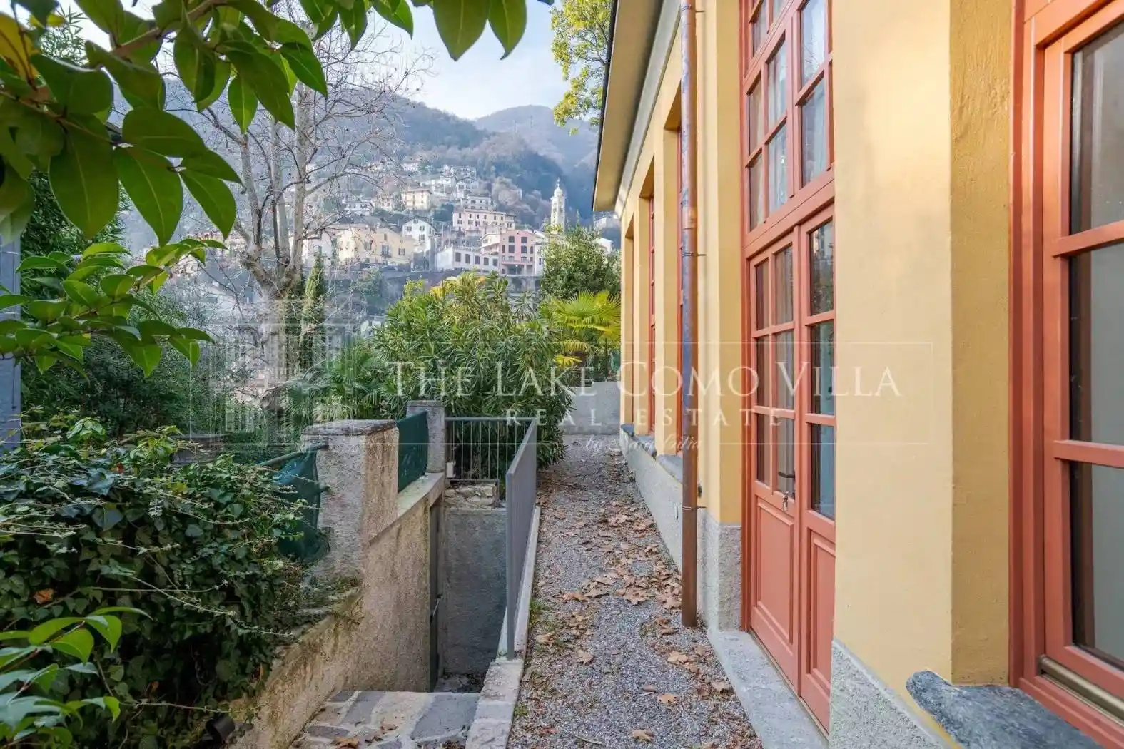 Loft in vendita a Moltrasio