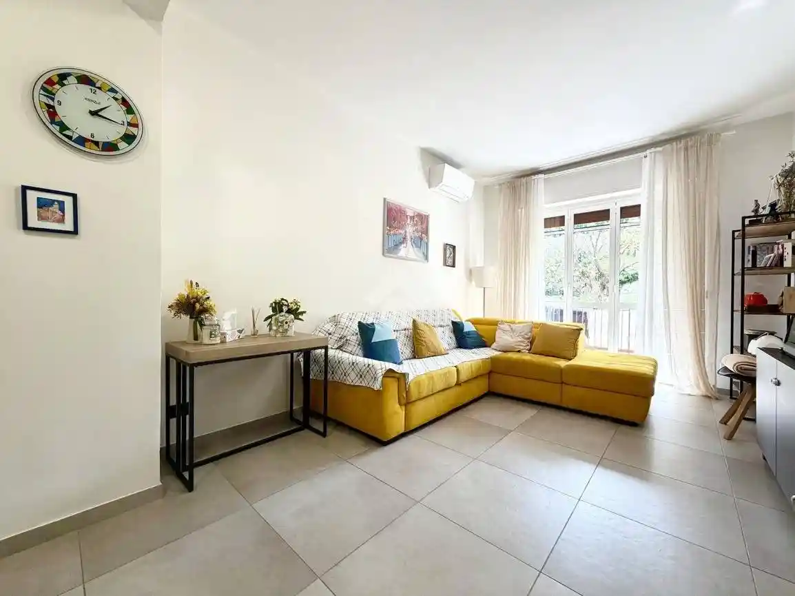 Appartamento in vendita a Genova